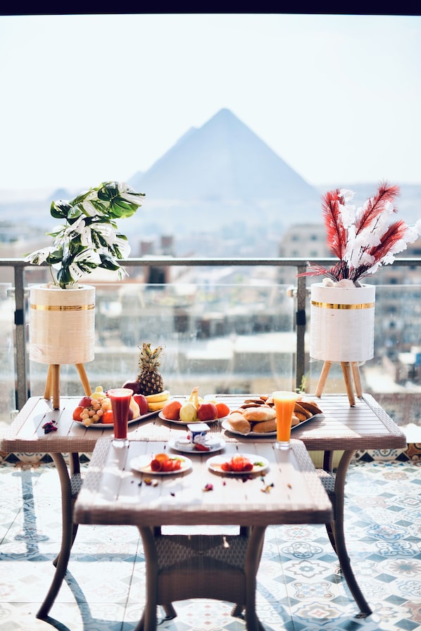 Restaurant - Legend Pyramids Inn (Giza)