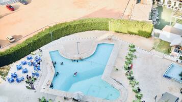 Economy Twin Room, City View | Terrace/patio