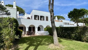 House | Garden