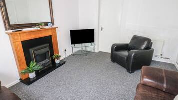 Cottage | Living area