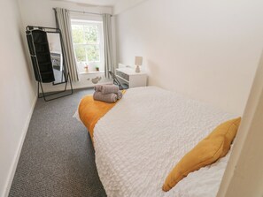 Casa rural | 4 dormitoris, decoració individual i mobiliari individual 