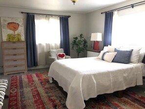 2 chambres, fer et planche Ă repasser, Wi-Fi gratuit, draps fournis