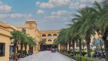 Entrada de la propiedad