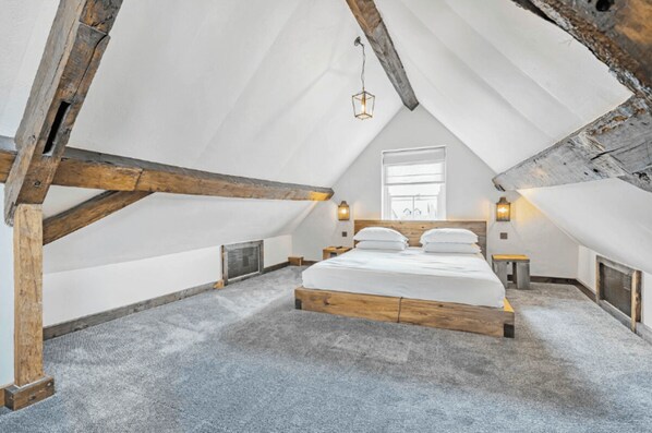 Unclassified image, 1 of 19, button