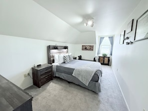 3 chambres, bureau, fer et planche à repasser, Wi-Fi gratuit