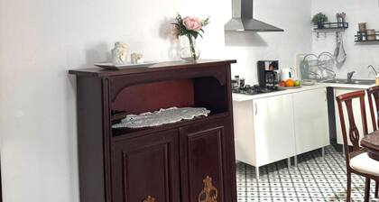 Spacious flat in the Heart of Cullers, 15min to Beach, Fully Equipped