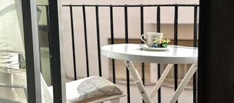 Spacious flat in the Heart of Cullers, 15min to Beach, Fully Equipped