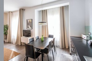 Uklassifisert bilde, 4 av 21, knapp