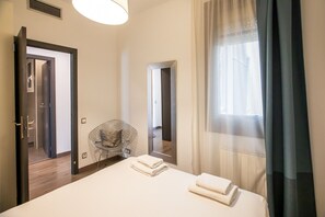 2 chambres, fer et planche à repasser, Wi-Fi gratuit