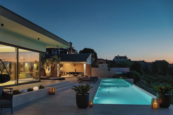 Family Villa, Multiple Bedrooms, Mountainside (Luxury Villa Kim Momjan) | Pool