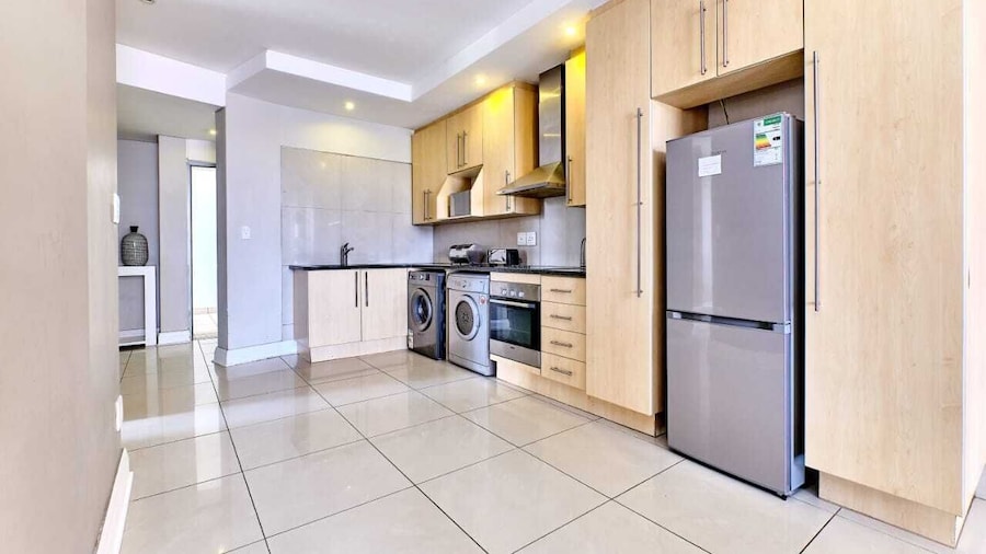 Glammys Suites at Hydro