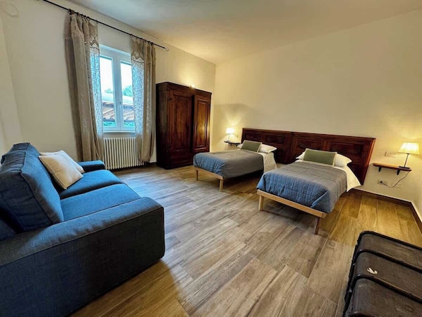 2 camere, ferro/asse da stiro, Wi-Fi, lenzuola