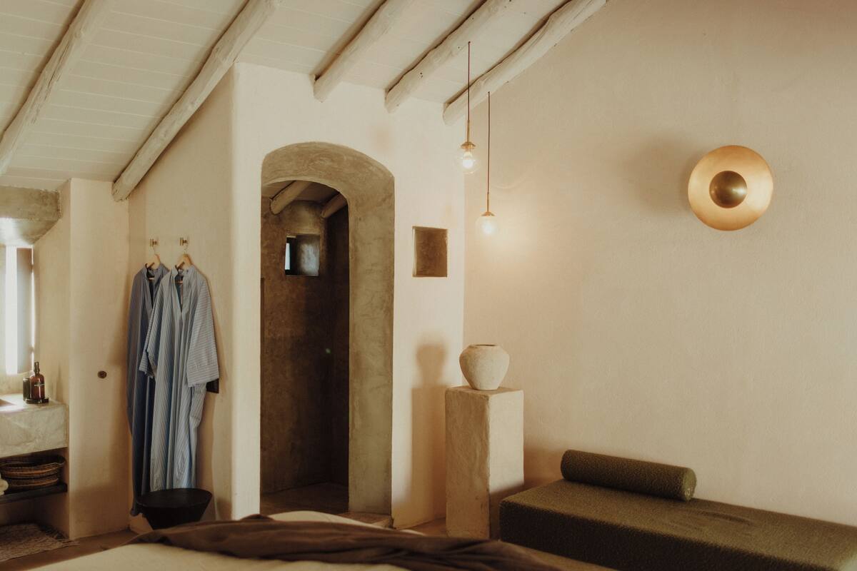 Suite, Balcony