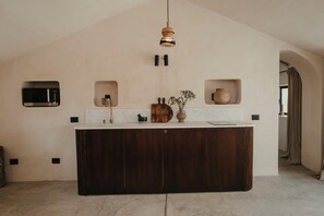 Suite, Balcony | Private kitchen - Ecohotel El Agua (Arico el Nuevo)