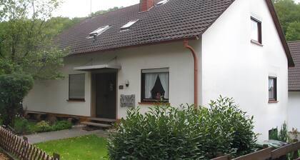Guesthouse with Shared Garden and Wi-Fi
