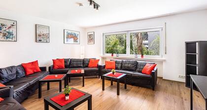 Guesthouse with Shared Garden and Wi-Fi