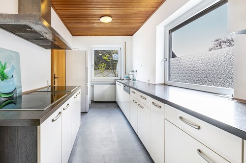 Guesthouse with Shared Garden and Wi-Fi