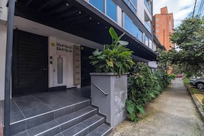 Studio, 1 Bedroom | Exterior - Cozy Spring Flat in Laureles (Medellín)