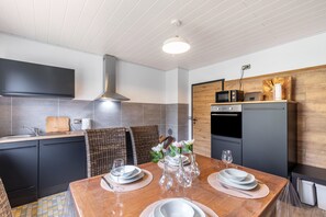 Dining - Holiday Home 'Liebe' with Shared Garden, Balcony and Wi-Fi (Seesbach)