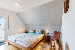 4 bedrooms, WiFi, bed sheets - Holiday Home 'Liebe' with Shared Garden, Balcony and Wi-Fi (Seesbach)