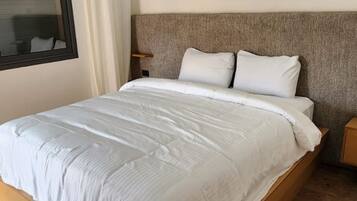 4 Schlafzimmer, Bügeleisen/Bügelbrett, Internetzugang, Bettwäsche