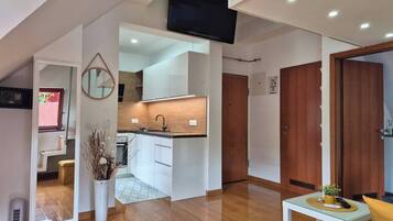 Apartment, 1 Bedroom, Accessible, Balcony | Interior