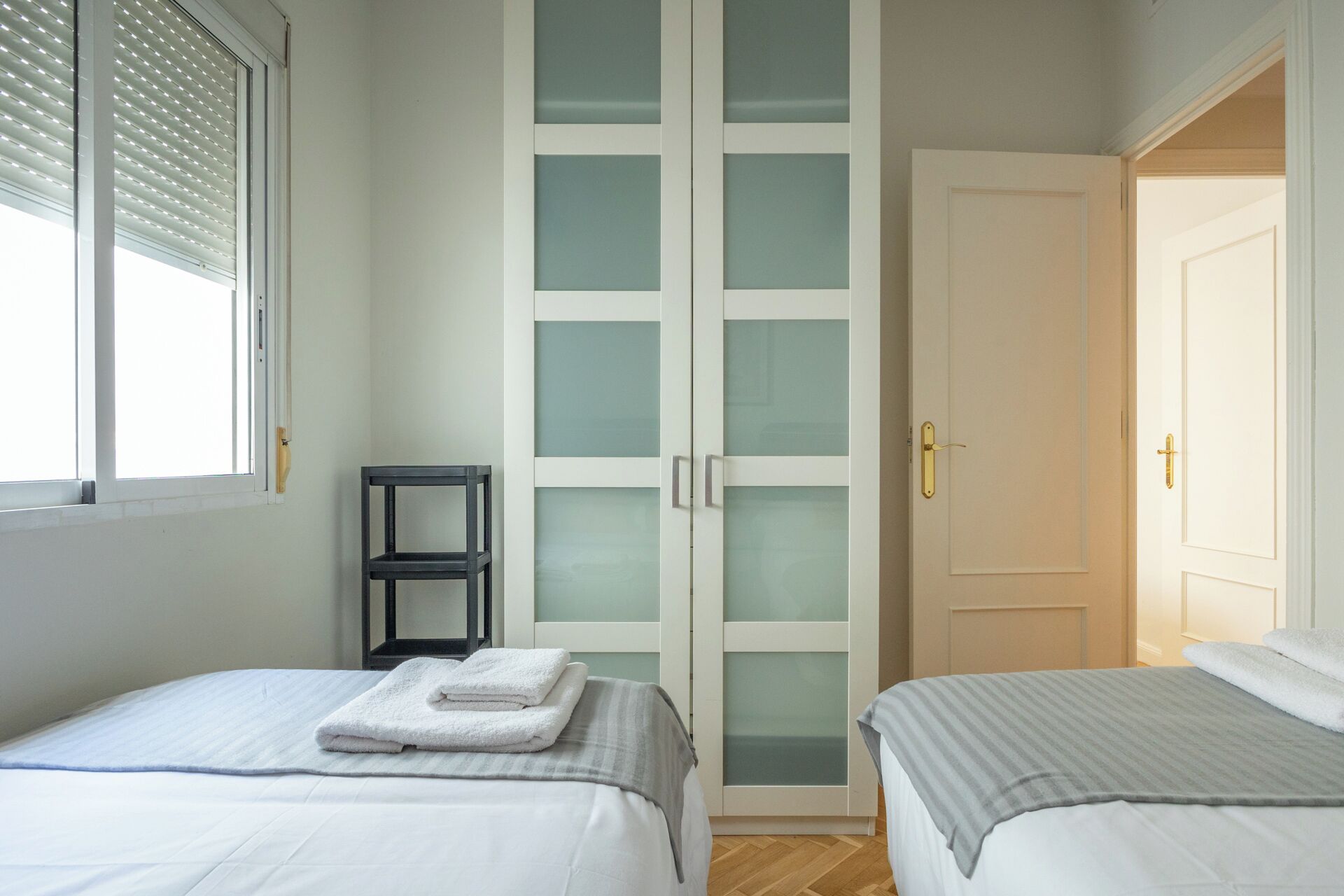 3 dormitorios, tabla de planchar con plancha, wifi y ropa de cama