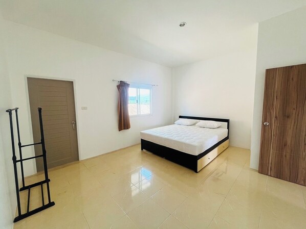 2 bedrooms, Internet, bed sheets