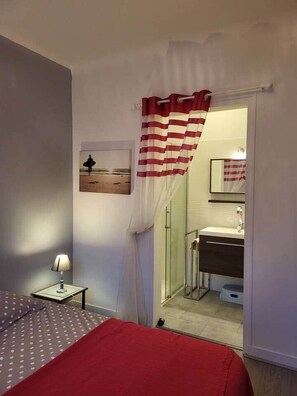 3 bedrooms, iron/ironing board, free WiFi - Typical "villa Landaise" in a quiet area (Hossegor)