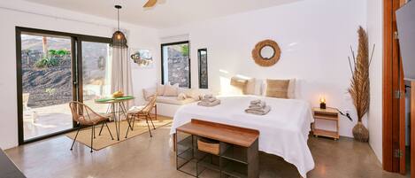 1 slaapkamer, een bureau, een strijkplank/strijkijzer, gratis wifi