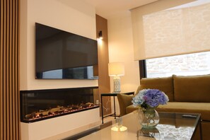 豪華單棟房屋 | 客廳 | 40 吋平面電視連數碼電視頻道、加熱地板