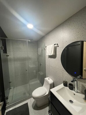 Hair dryer, towels - Moderno Departamento en Zona Chapultepec (Guadalajara)