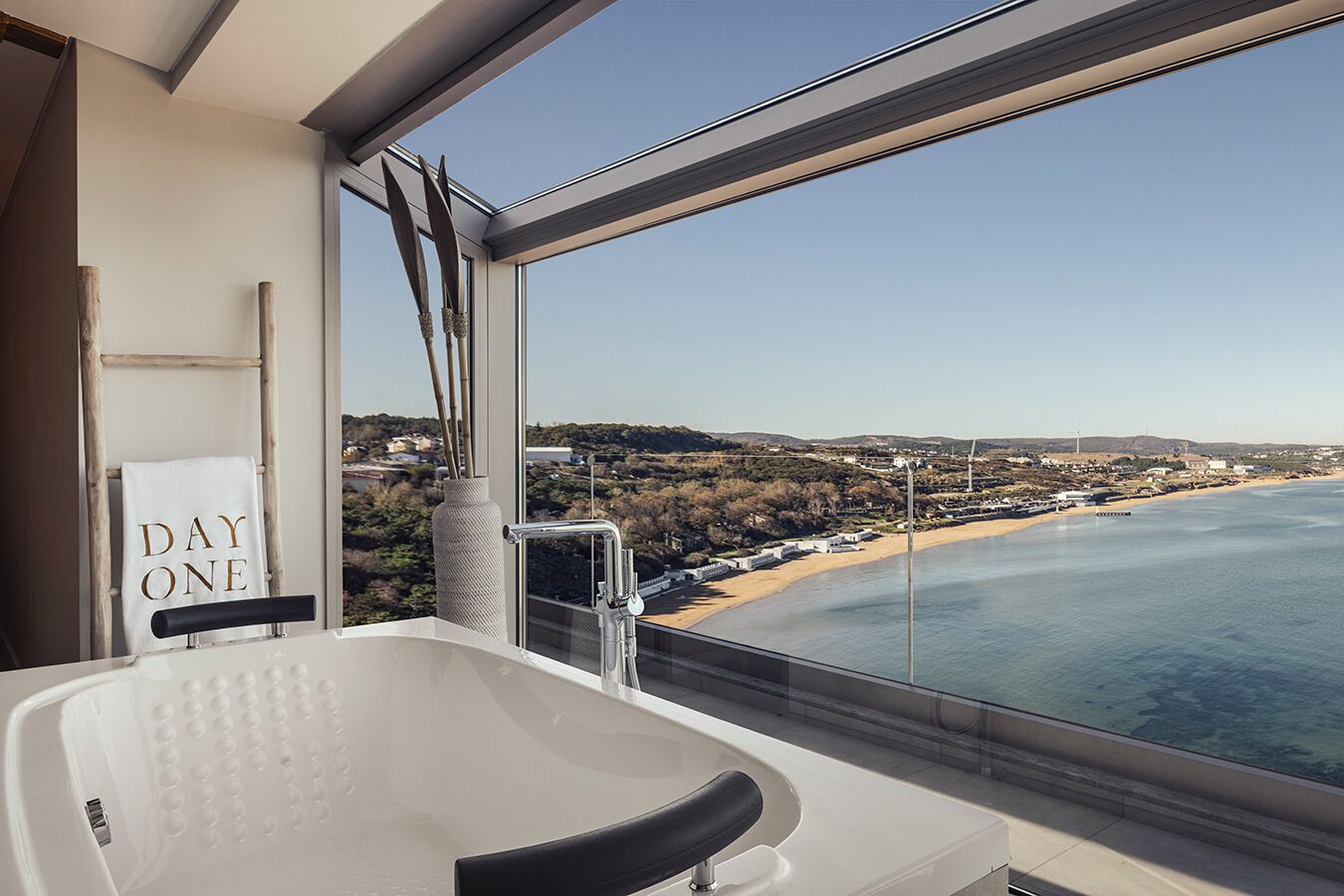 Royal Suite, Sea View | In-room safe, iron/ironing board, free WiFi