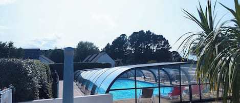 Piscine couverte, piscine chauffée