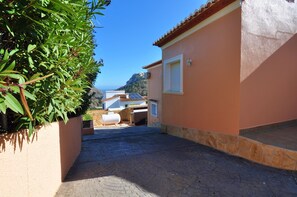 Property grounds - Villa con Piscina y vistas cerca de Playa el Portet (Teulada)