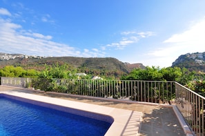 Pool - Villa con Piscina y vistas cerca de Playa el Portet (Teulada)