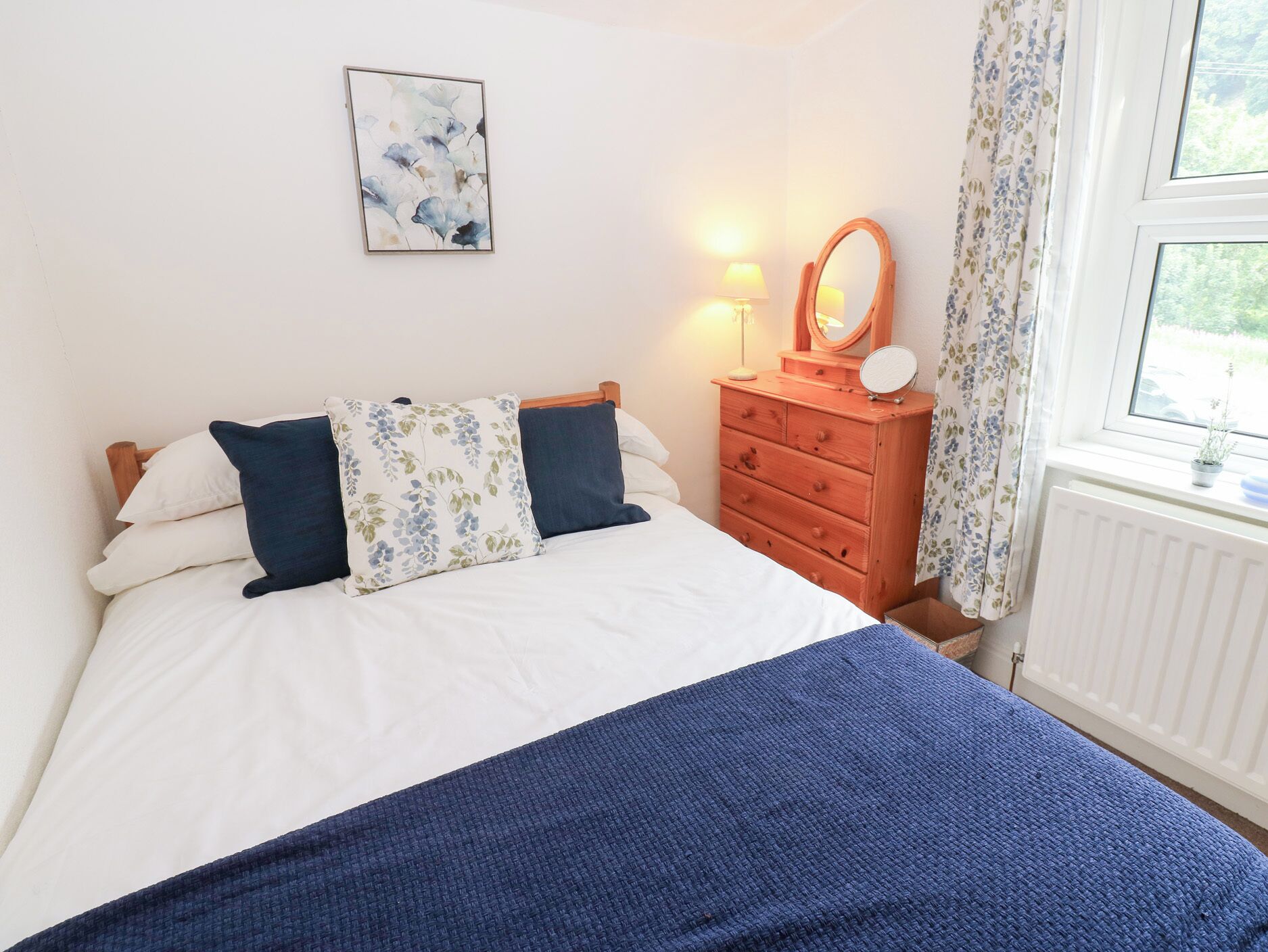 Individually decorated, individually furnished, free WiFi