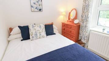 Individually decorated, individually furnished, free WiFi