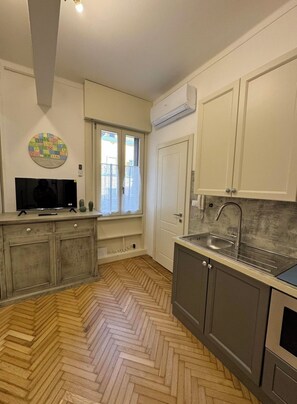 Microondas, placa de cocina