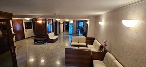 Lobby - Hotel La Mediterranea (Loano)