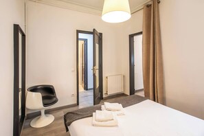 2 Schlafzimmer, Bügeleisen/Bügelbrett, Internetzugang, Bettwäsche