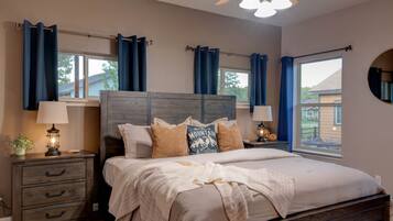 3 bedrooms, desk, free WiFi, bed sheets