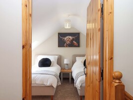 2 habitaciones, decoración personalizada y muebles diferentes