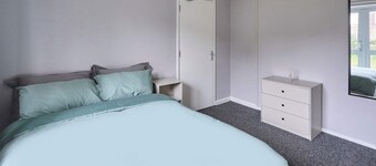 Host Stay Oldbury Road