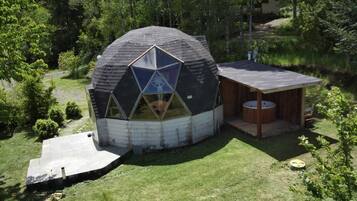 Bagian depan properti