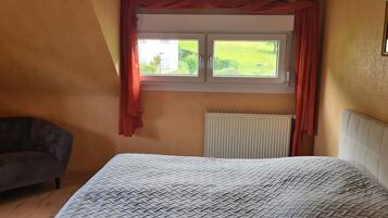 1 Schlafzimmer, Schreibtisch, kostenloses WLAN, BettwÀsche