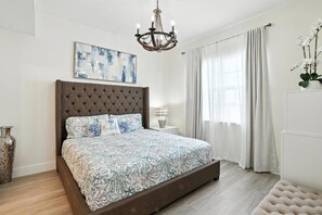 3 bedrooms, WiFi, bed sheets