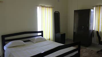 6 quartos, ferros/tábuas de passar roupa, Wi-Fi, roupa de cama