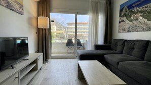 Apartment | Living room