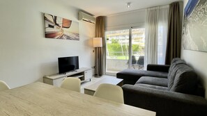 Apartment | Living room